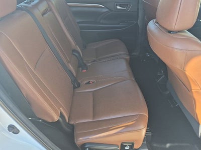 2018 Toyota Highlander Limited Platinum