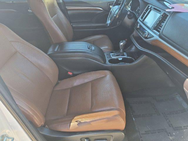 2018 Toyota Highlander Limited Platinum