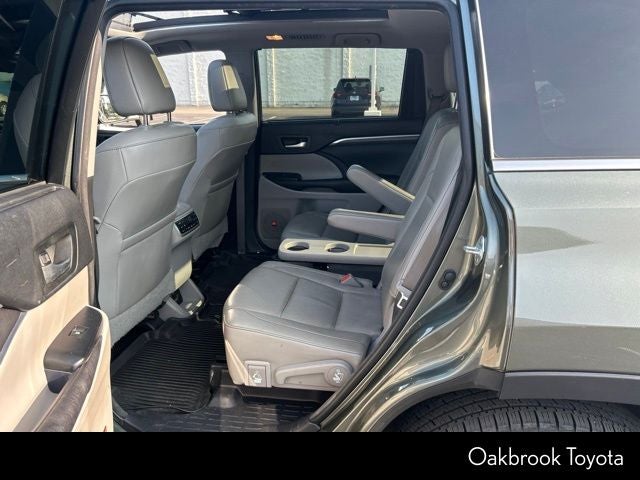 2017 Toyota Highlander Limited Platinum