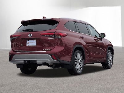 2023 Toyota HIGHLANDER HYBRD Platinum