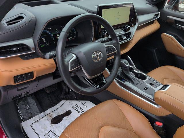 2023 Toyota HIGHLANDER HYBRD Platinum