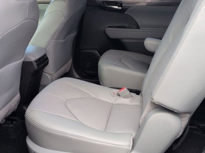 2026 Toyota HIGHLANDER HEV Platinum