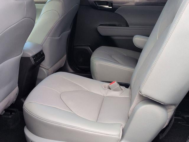 2026 Toyota HIGHLANDER HEV Platinum