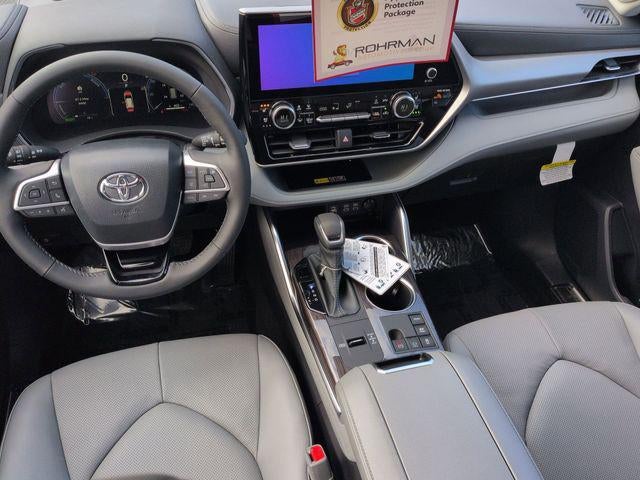 2026 Toyota HIGHLANDER HEV Platinum