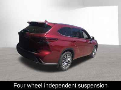 2022 Toyota Highlander Hybrid Platinum
