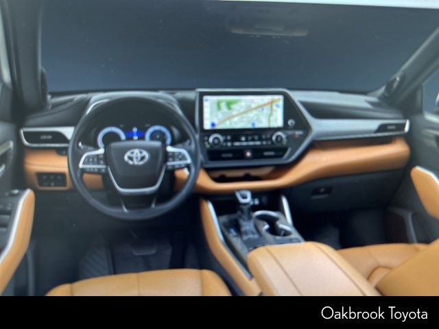 2026 Toyota Highlander Hybrid Platinum