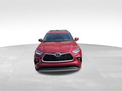 2026 Toyota Highlander Hybrid Platinum