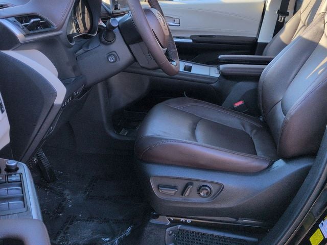 2024 Toyota SIENNA PLT AWD Platinum 7 Passenger