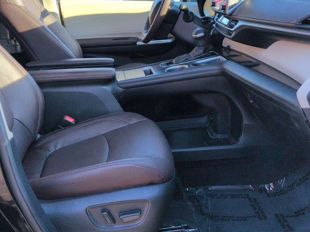 2024 Toyota SIENNA PLT AWD Platinum 7 Passenger