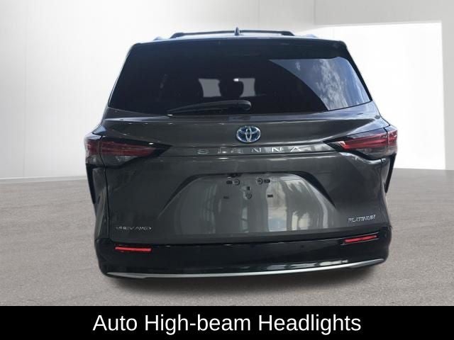 2025 Toyota Sienna Platinum 7 Passenger