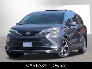 2025 Toyota Sienna Platinum 7 Passenger