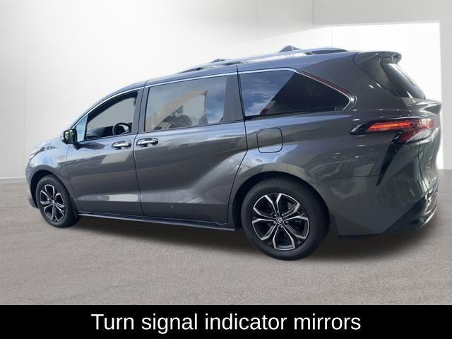 2025 Toyota Sienna Platinum 7 Passenger