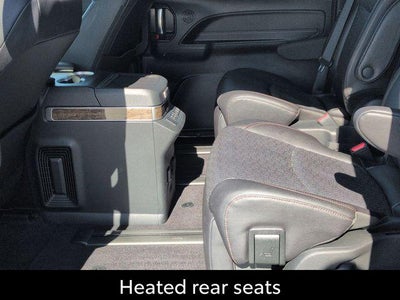 2025 Toyota Sienna Platinum 7 Passenger