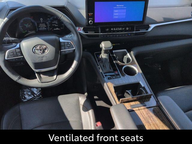 2025 Toyota Sienna Platinum 7 Passenger