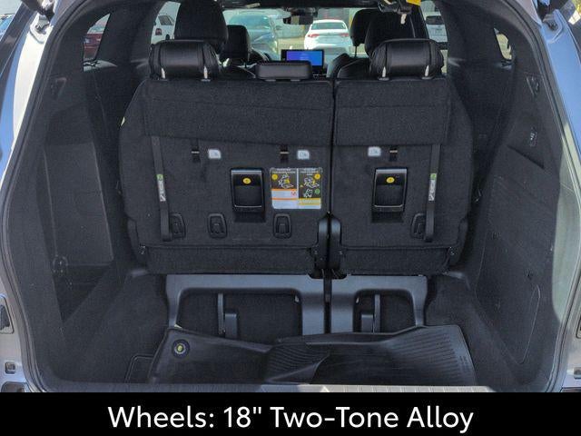 2025 Toyota Sienna Platinum 7 Passenger