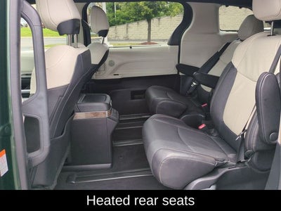 2025 Toyota Sienna Platinum 7 Passenger