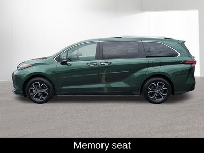 2025 Toyota Sienna Platinum 7 Passenger