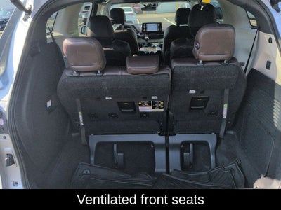 2024 Toyota Sienna Platinum 7 Passenger