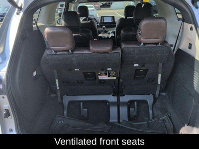 2024 Toyota Sienna Platinum 7 Passenger