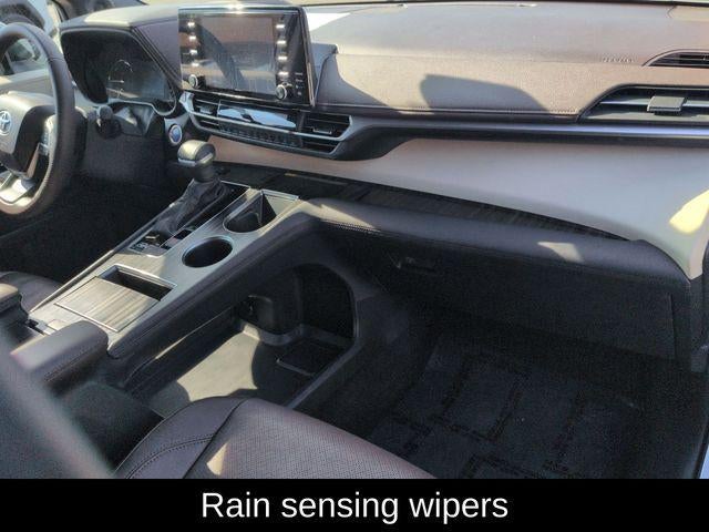 2024 Toyota Sienna Platinum 7 Passenger