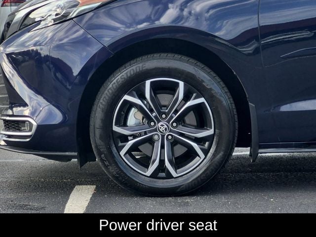2025 Toyota Sienna Platinum 7 Passenger