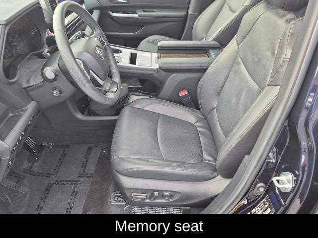 2025 Toyota Sienna Platinum 7 Passenger
