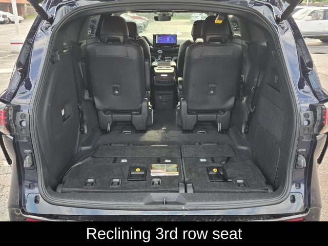 2025 Toyota Sienna Platinum 7 Passenger