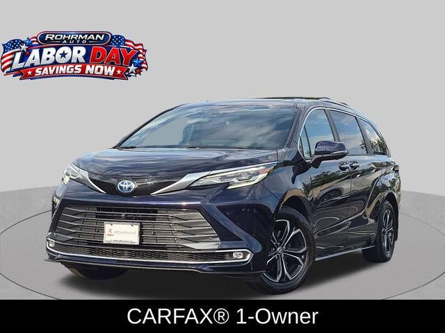 2025 Toyota Sienna Platinum 7 Passenger