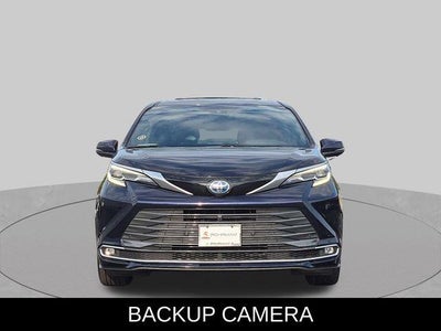2025 Toyota Sienna Platinum 7 Passenger