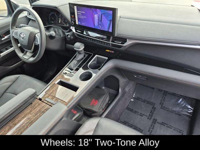 2025 Toyota Sienna Platinum 7 Passenger