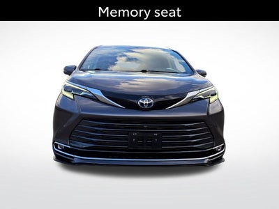 2024 Toyota Sienna Platinum 7 Passenger