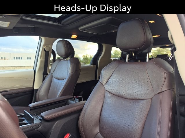 2024 Toyota Sienna Platinum 7 Passenger