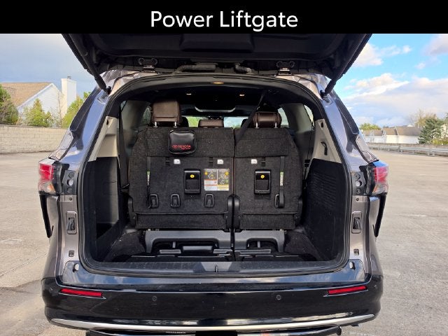 2024 Toyota Sienna Platinum 7 Passenger