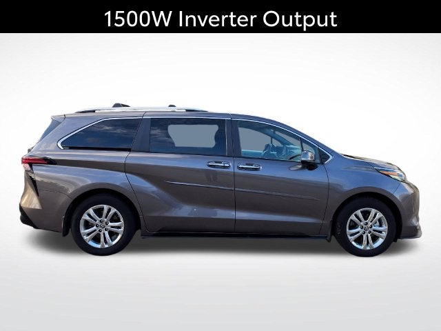 2024 Toyota Sienna Platinum 7 Passenger