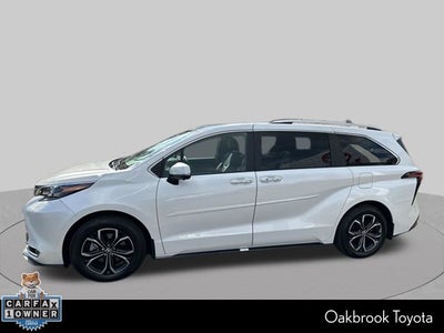2025 Toyota Sienna Platinum 7 Passenger