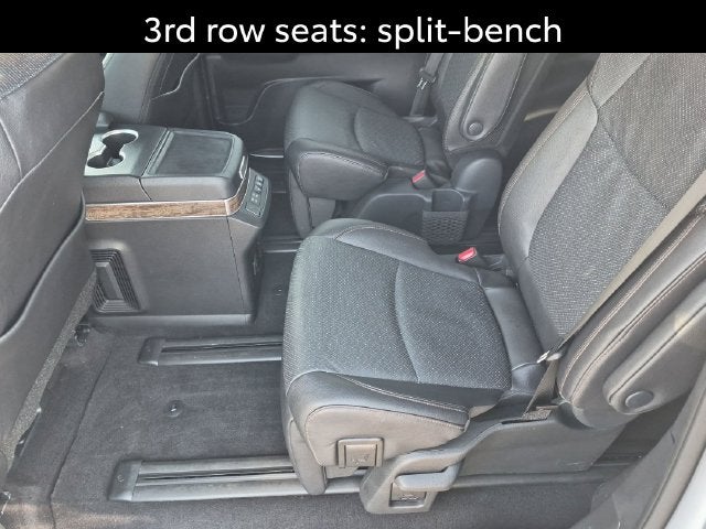 2025 Toyota Sienna Platinum 7 Passenger