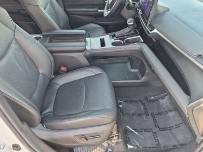 2025 Toyota Sienna Platinum 7 Passenger