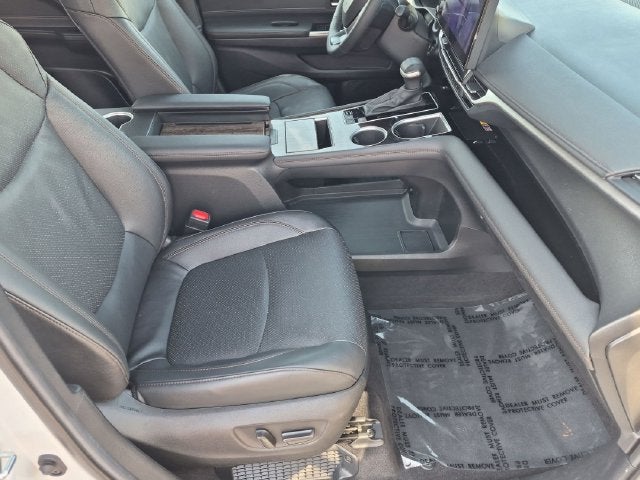 2025 Toyota Sienna Platinum 7 Passenger