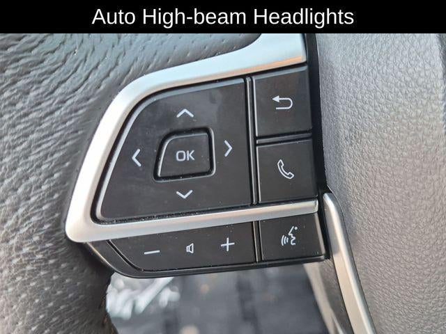 2025 Toyota Sienna Platinum 7 Passenger