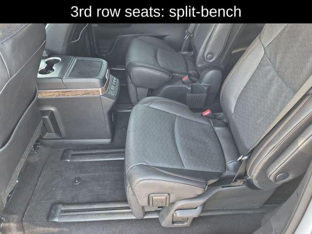 2025 Toyota Sienna Platinum 7 Passenger