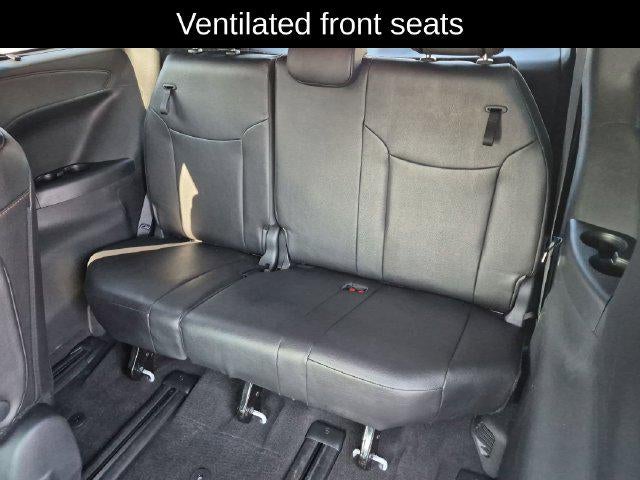 2025 Toyota Sienna Platinum 7 Passenger
