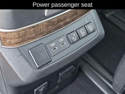 2025 Toyota Sienna Platinum 7 Passenger