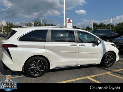 2025 Toyota Sienna Platinum 7 Passenger