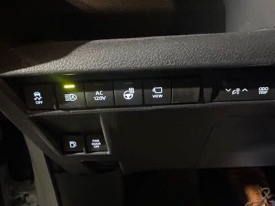 2025 Toyota Sienna Platinum 7 Passenger