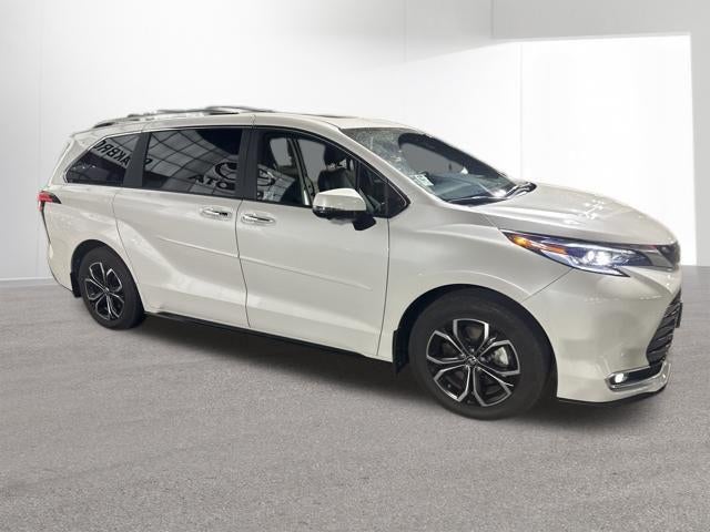 2025 Toyota SIENNA PLT AWD Platinum 7 Passenger