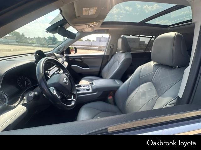 2021 Toyota Highlander Platinum