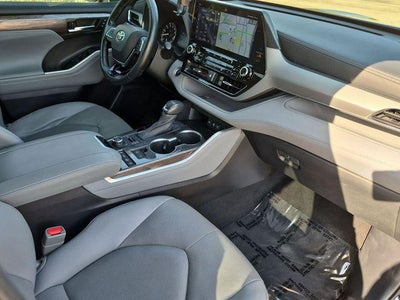 2021 Toyota Highlander Platinum