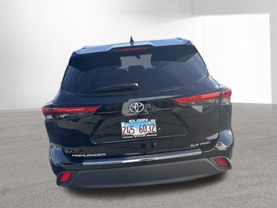 2020 Toyota HIGHLANDER XLE
