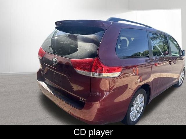 2014 Toyota SIENNA LE 3.5L LE 7 Passenger