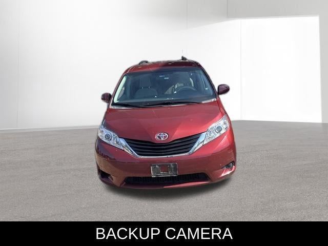 2014 Toyota SIENNA LE 3.5L LE 7 Passenger